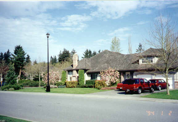 side2.jpg (28505 bytes)